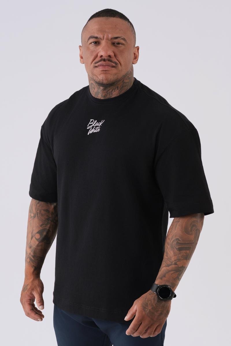 Camiseta Oversized Black White Signature Preto — foto 1